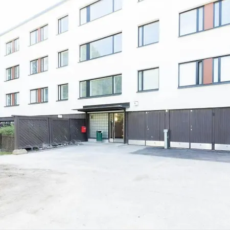 Convenient 2 Bedroom For 4 Apartment Espoo